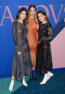 Danielle Haim See Through 9 thefappeningblog.com.jpg