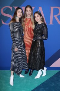 Danielle Haim See Through 32 thefappeningblog.com.jpg