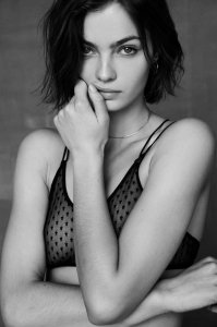 Moa Aberg Sexy Topless 3 - thefappeningblog.com.jpg