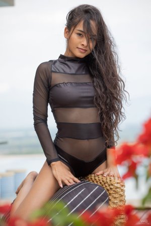 0004-04 thefappeningblog.com.jpg