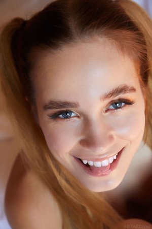 0001-19 thefappeningblog.com.jpg