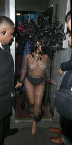 Lady-Gaga-See-Through-2.jpg