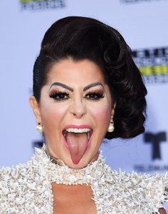 Adrienne Houghton Sexy 41 thefappeningblog.com.JPG