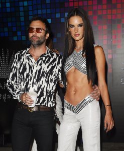 Alessandra Ambrosio Sexy 19 thefappeningblog.com.JPG