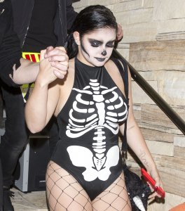 Ariel Winter Sexy 74 thefappeningblog.com.jpg