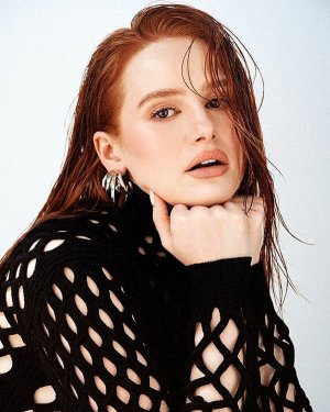 Madelaine Petsch 000000008.jpg