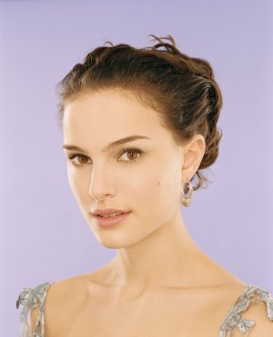 natalie_portman_2002_andrew_macpherson_photoshoot_06.jpg