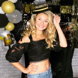 740full-mallory-james-mahoney (15).jpg