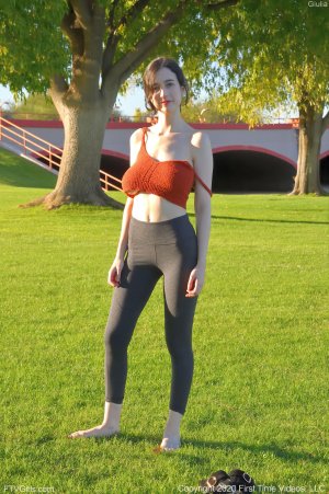 0004-01 thefappeningblog.com.jpg