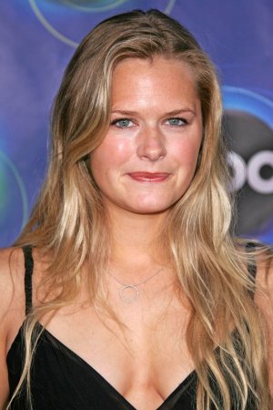 maggie-lawson-3.jpg