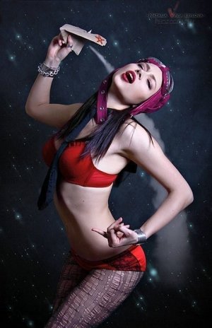 740full-nastasya-samburskaya (3).jpg