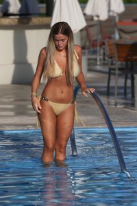 Chloe Meadows Sexy 2 (thefappeningblog.com).jpg