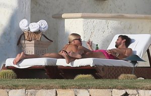 Sofia Richie Sexy 7 (thefappeningblog.com).jpg