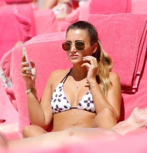 Georgina Leigh Cantwell Sexy 74 (thefappeningblog.com).jpg