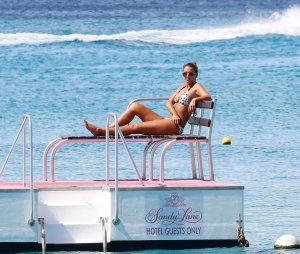 Georgina Leigh Cantwell Sexy 67 (thefappeningblog.com).jpg