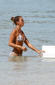 Georgina Leigh Cantwell Sexy 60 (thefappeningblog.com).jpg