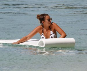 Georgina Leigh Cantwell Sexy 62 (thefappeningblog.com).jpg