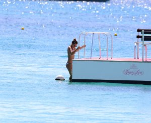 Georgina Leigh Cantwell Sexy 109 (thefappeningblog.com).jpg