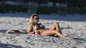 Maria Hering Sexy 18 (thefappeningblog.com).jpg