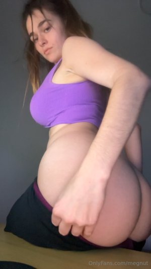 Megnut Hot Ass Video Leaked FappTime.com.mp4_snapshot_00.40.040.jpg