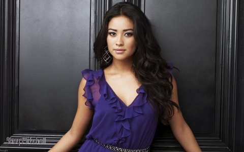 shay_mitchell_20100509_6082.jpg