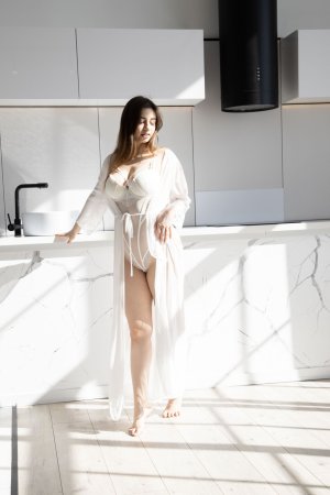 0002-01 thefappeningblog.com.jpg