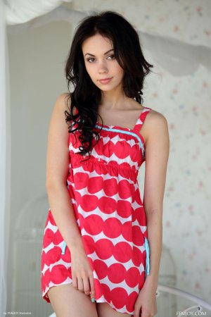 0004-01 thefappeningblog.com.jpg