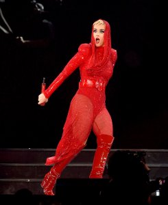 Katy Perry Sexy Red Costume 2 - thefappeningblog.com.jpg