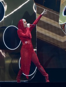 Katy Perry Sexy Red Costume 14 - thefappeningblog.com.jpg