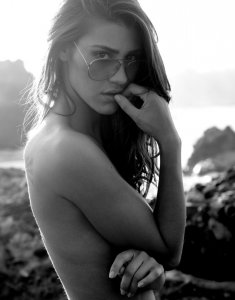 Sheridan Rhode Sexy & Topless 2 - thefappeningblog.com.jpg