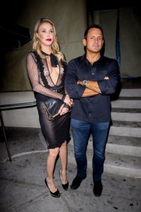 Brandi Glanville Braless 4 - thefappeningblog.com.jpg