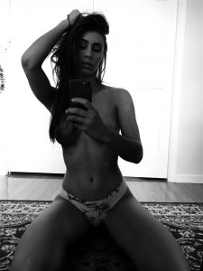 Sheridan Rhode Nude & Sexy 30 - thefappeningblog.com.jpg