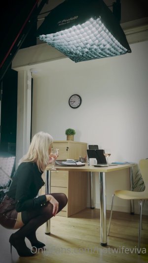 hotwifeviva (151).jpg