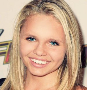 Alli Simpson (2).jpg