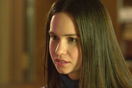 0-Katherine-Waterston-Wallpapers-HD.jpg