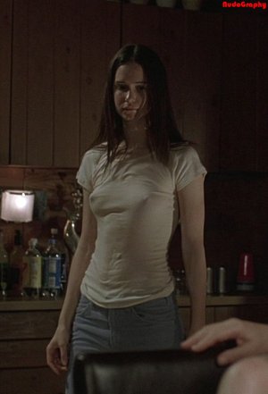 Katherine Waterston (7).jpg