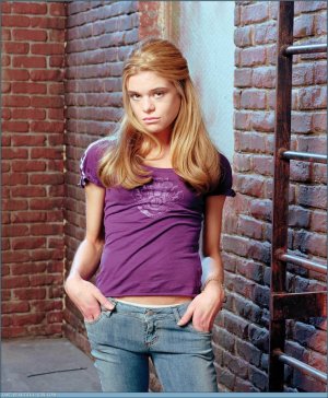 740full-ellen-muth.jpg