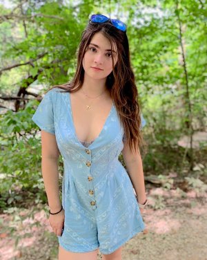 April Brinson (4).jpg