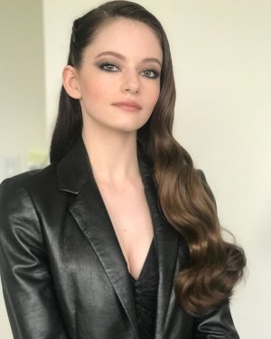 mackenzie-foy-saint-laurent-2.jpg
