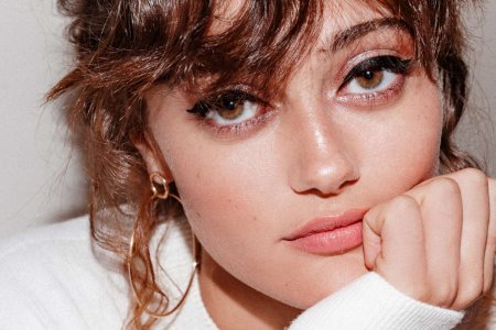 0-Ella-Purnell---Into-The-Gloss-Shoot-2019-07.jpg
