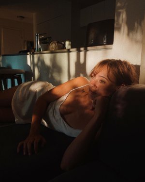 Ella Purnell (2).jpg