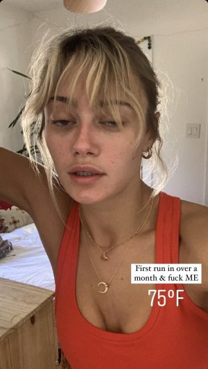 Ella Purnell (6).jpg