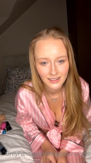 Littlepolishangel Anal Dildo Squirt Onlyfans Live Video Leaked FappTime.com.mp4_snapshot_00.11...jpg