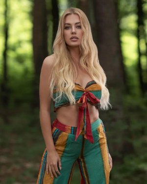 Monika Chmielecka (22).jpg Monika Chmielecka (22).jpg