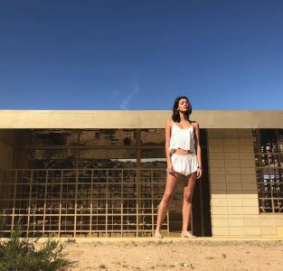 1118full-laysla-de-oliveira.jpg 1118full-laysla-de-oliveira.jpg