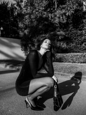 laysla-de-oliveira-v0-84xigwfjrenc1.jpg laysla-de-oliveira-v0-84xigwfjrenc1.jpg