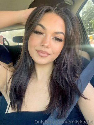 Emilykbabe pic (133).jpeg