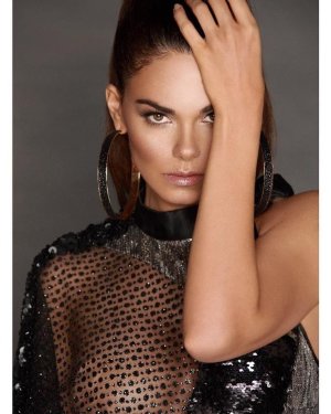 740full-livia-brito (2).jpg