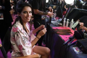 Sara Sampaio Sexy 22-thefappeningblog.com.jpg