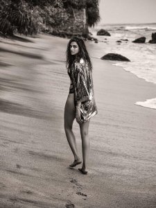 Deepika Padukone Swimsuit 4 thefappeningblog.com.jpg